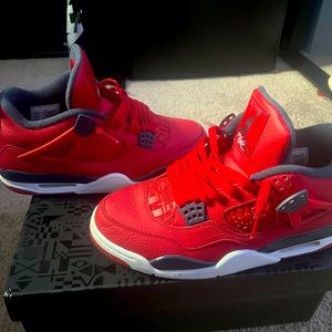 Jordan 4 FIBA sz 8.5